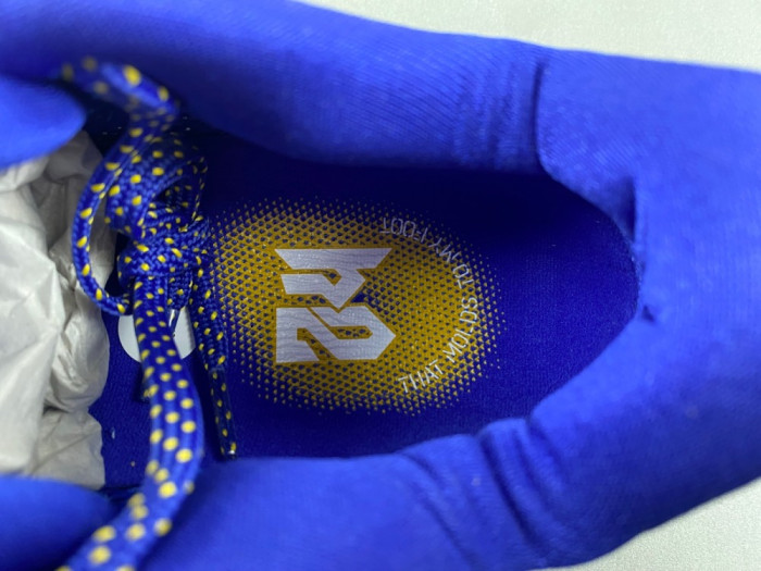 NIKE ZOOM KOBE 6 “DARK KNIGHT” 429659-104