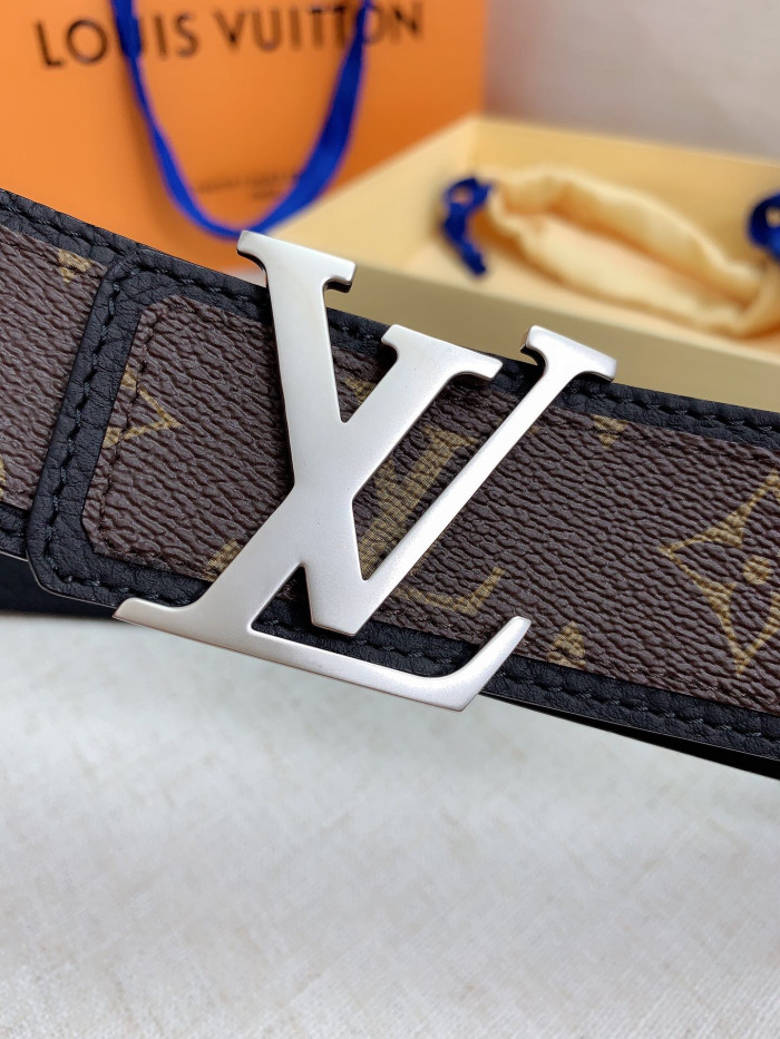 Loui Vuitto Belt-4CM