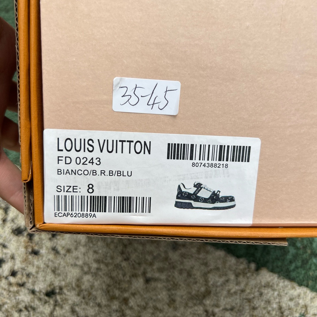 LV TRAINER MAXI White and black denim