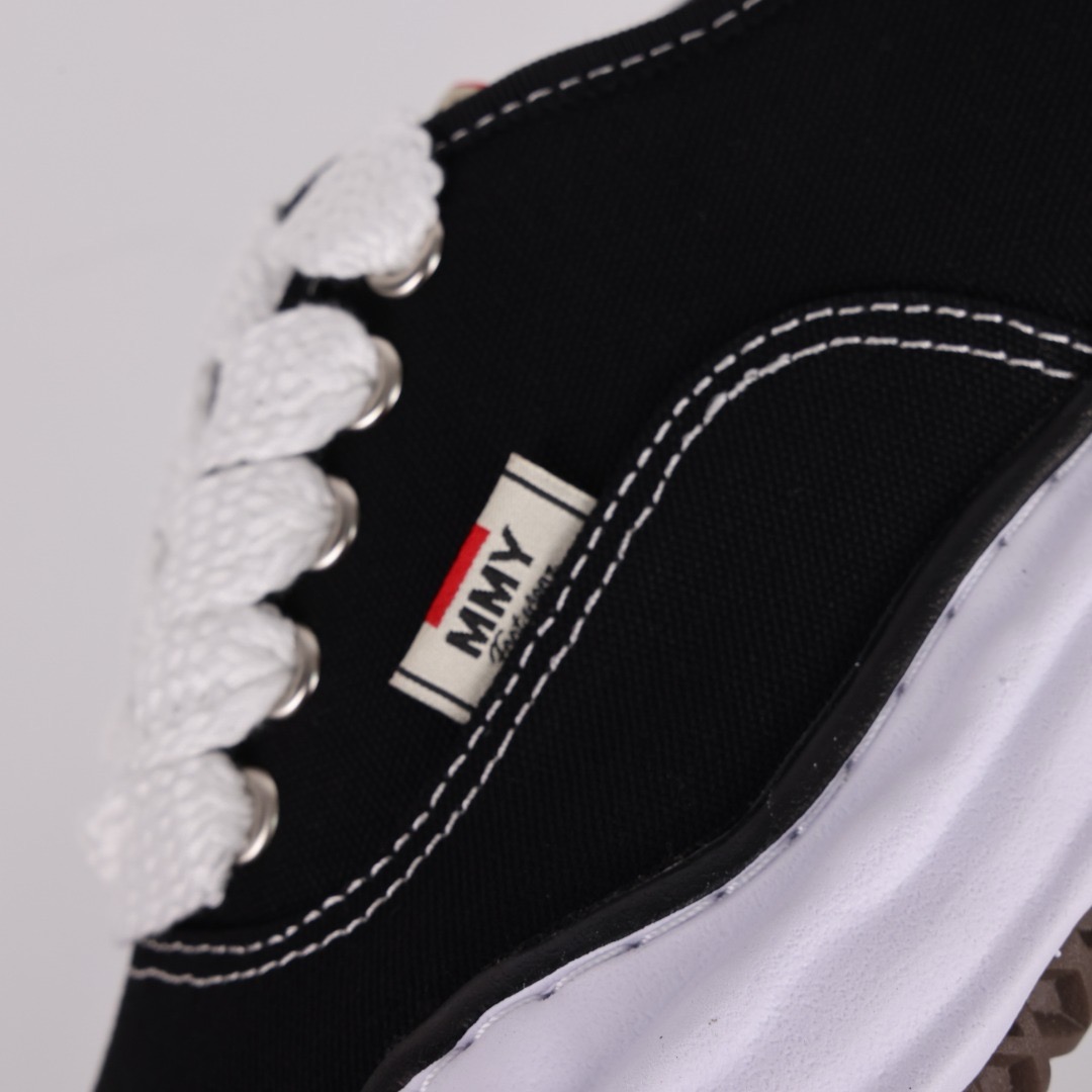 Ma*s*n mihara yasuhiro mmy sneaker