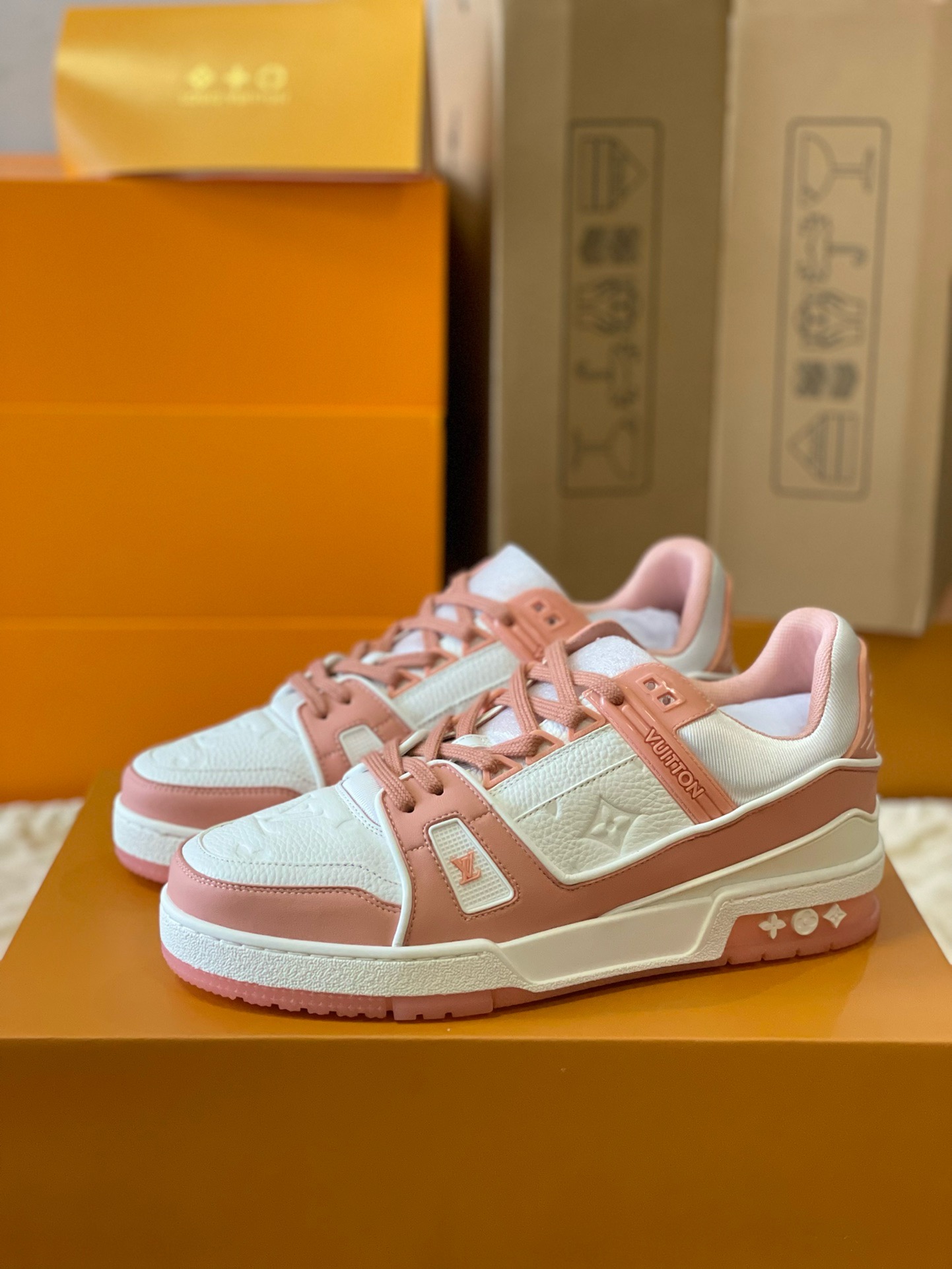 Loui Vuitto TRAINER SNEAKER