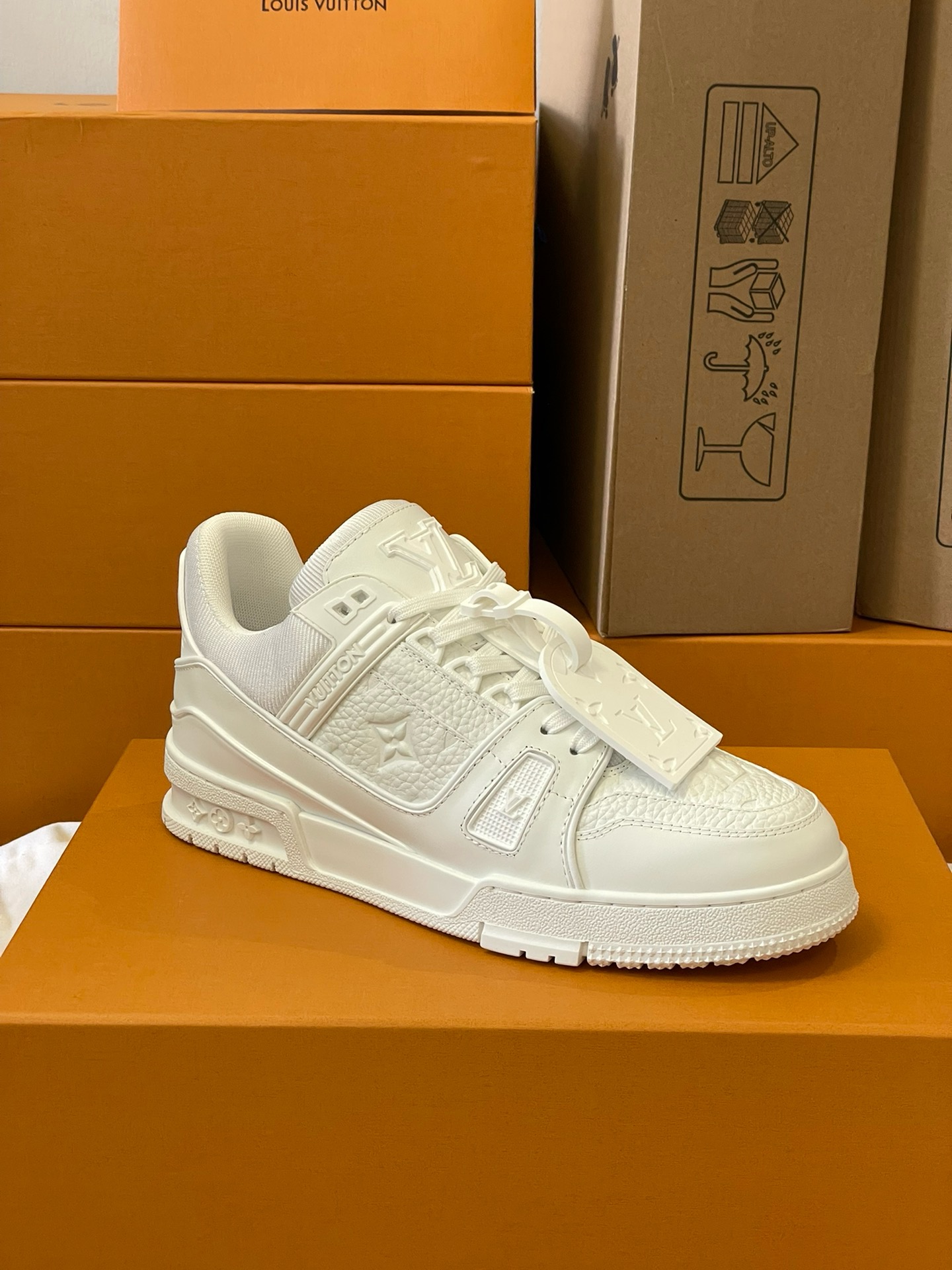 Loui Vuitto TRAINER SNEAKER
